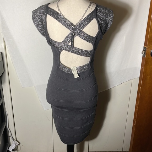 Janna and molly bandage Dress - Picture 6 of 7